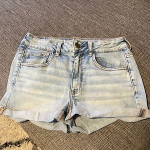 American Eagle High Rise Shortie